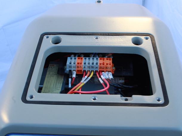 BRAND NEW SCRATCH & DENT! Globe SP40 40 Qt. Planetary Floor Mixer with Guard - 208V, 3 Phase, 2 hp. S/N: 74 52007. Mfr Date: 07/24. Missing Cover Plate. See Photos. - Image 9 of 10