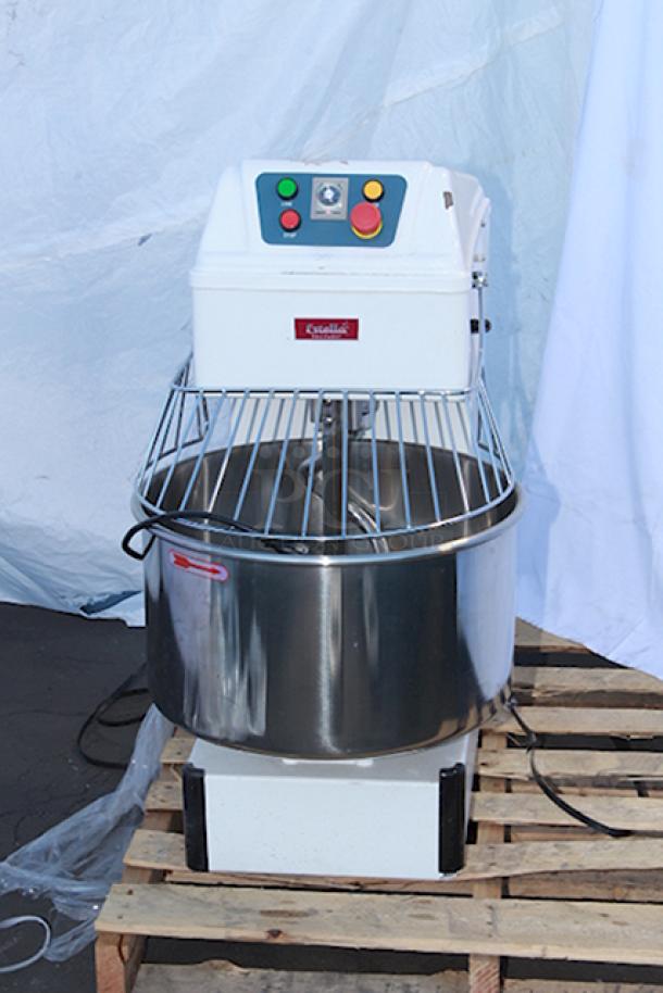 BRAND NEW SCRATCH & DENT! Estella SM50 50 Qt. / 70 lb. Two-Speed Spiral Dough Mixer - 220V, 4 HP	S/N; 348SM50052400598. - Image 1 of 12
