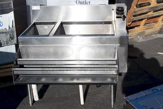 Glastender CBB-36L-CP10 Underbar Ice Bin/Cocktail Station, Bottle Well Bin. S/N: 262843. Mfr. Date: 03-04-09