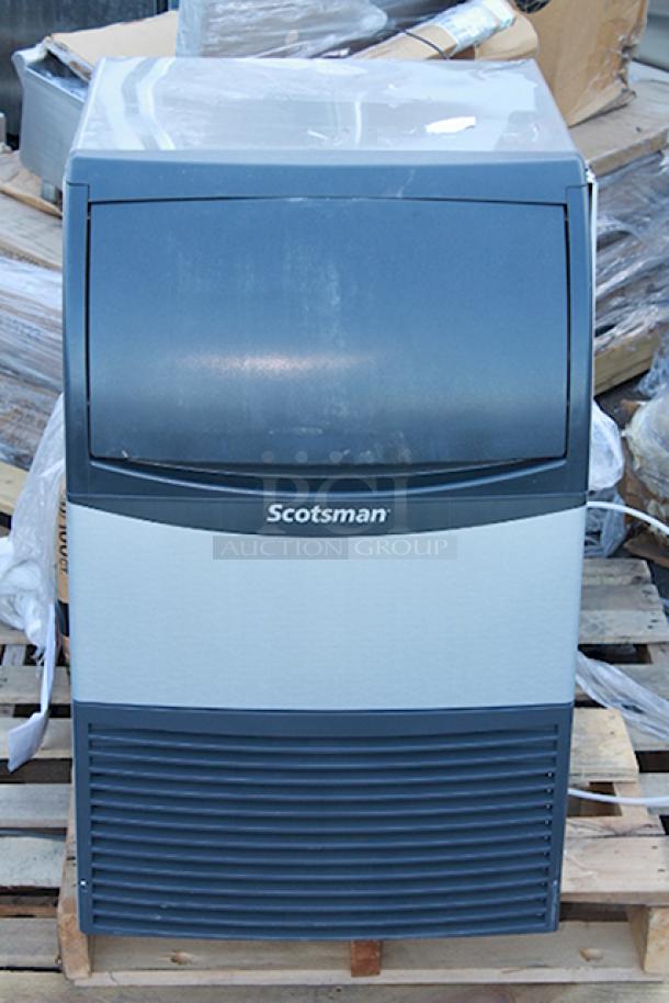 BRAND NEW SCRATCH & DENT! Scotsman UN1520A 20" Air Cooled Undercounter Nugget Ice Machine - 167 lb.	115 Volts		1 Phase	60 Hz. S/N: 24011320014754 - Image 1 of 6