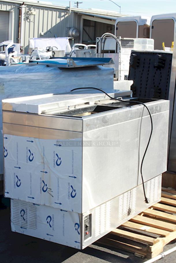 Glastender MF48-S Underbar Glass Froster 48"W X 24"D Self-contained Refrigeration. In Working Order. S/N: 404121449N - Image 2 of 6