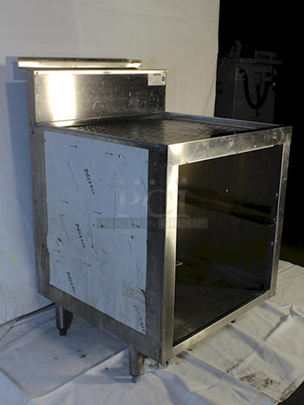 Krowne KR18-GSB3 Royal Series Underbar Glass Storage Cabinet with 24"x24" Drainboard Top and Middle Shelf, 1" Drain In Back Of Cabinet Base. Holds Up to (2) 20"x20" Glass Racks! S/N: 06030006016 - Image 6 of 8