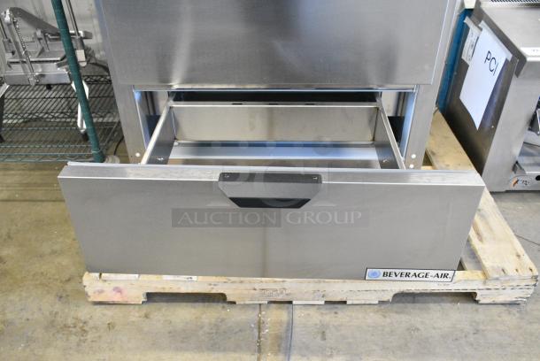 BRAND NEW SCRATCH AND DENT! Beverage Air SPED32HC-12M-2 Stainless Steel Commercial Sandwich Salad Prep Table Bain Marie Mega Top w/ 2 Drawers. 115 Volts, 1 Phase. Tested and Working! - Image 8 of 9