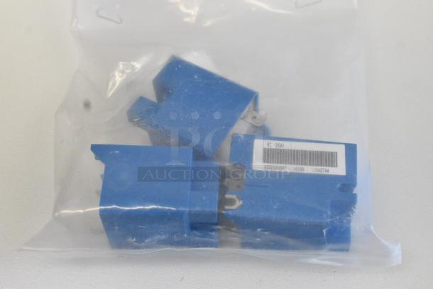 BRAND NEW SCRATCH AND DENT! R10008 Spark 1 Point Module - Image 1 of 3