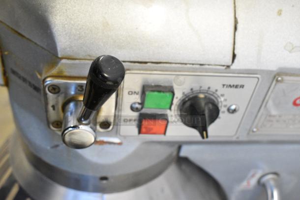 Fleetwood AF-20A Metal Commercial Floor Style 20 Quart Planetary Dough Mixer w/ Bowl Guard, Dough Hook, Whisk and Paddle Attachments. 115 Volts, 1 Phase. Tested and Working! - Image 4 of 7