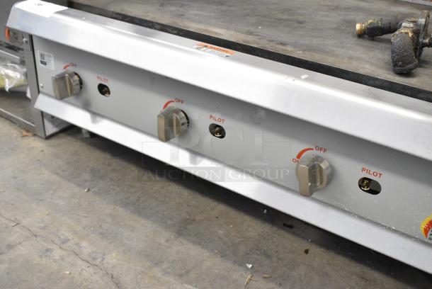 Cooking Performance Group CPG 351GMCPG36NL Stainless Steel Commercial Countertop Natural Gas Powered Flat Top Griddle. - Image 6 of 9