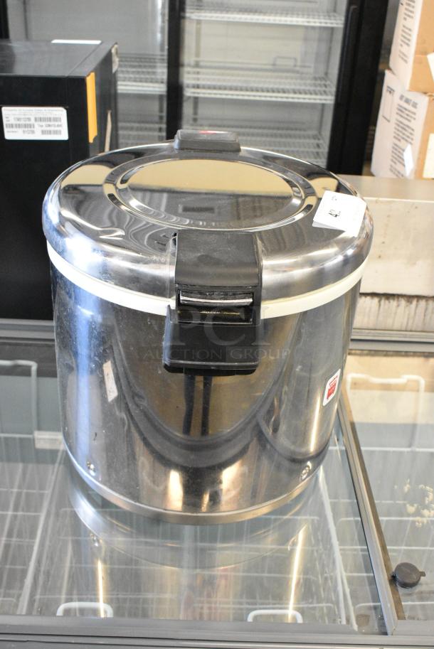RiceMaster Town 56919 Stainless Steel 23 Quart Electric Rice Warmer. 120 Volts, 1 Phase. Tested and Working! - Image 2 of 6