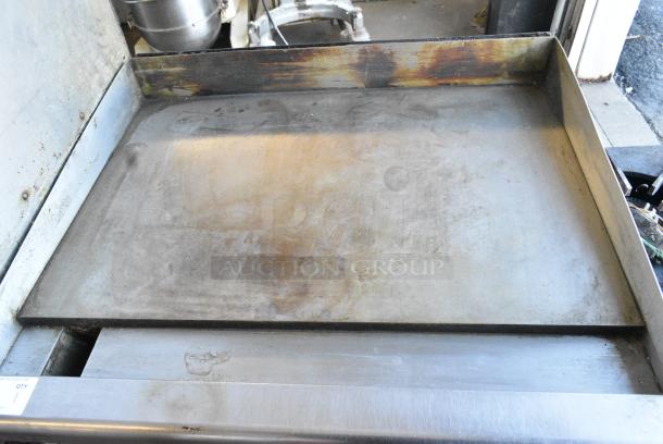 Imperial IPG-36 Stainless Steel Countertop Natural Gas Powered Flat Top Griddle. - Image 7 of 9