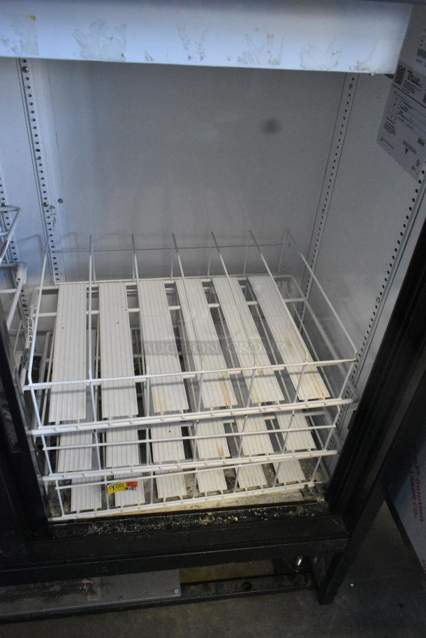2017 True GDM-41SL-48-HC-LD Metal Commercial 2 Door Reach In Cooler Merchandiser w/ Poly Coated Racks. 115 Volts, 1 Phase. Tested and Working! - Image 6 of 8