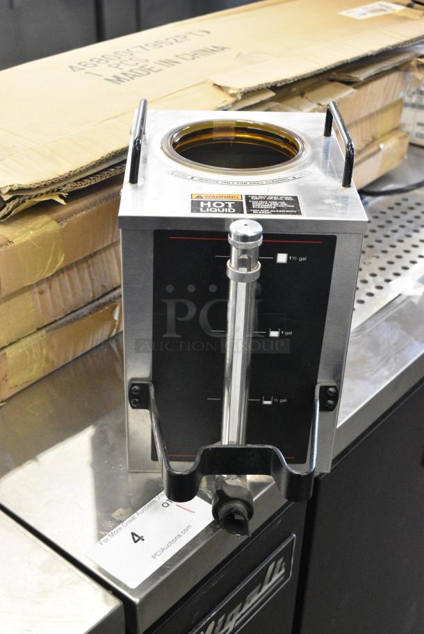 Bunn SINGLE Stainless Steel Commercial Countertop Coffee Machine w/ Hot Water Dispenser, Server Satellite and Metal Brew Basket. 120 Volts, 1 Phase. - Image 5 of 9