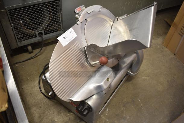 Berkel Stainless Steel Commercial Countertop Meat Slicer w/ Blade Sharpener. 115 Volts, 1 Phase. Tested and Working! - Image 2 of 5