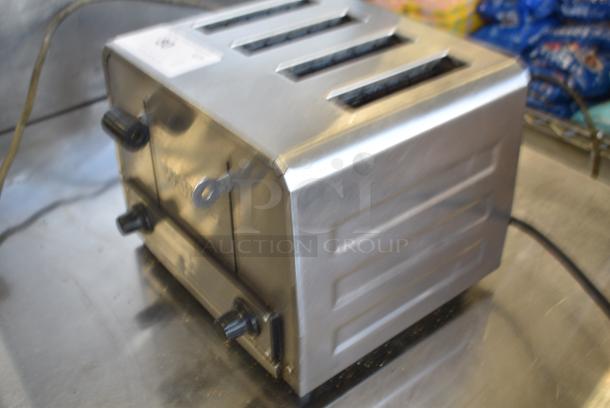 Waring WCT800RC Stainless Steel Commercial Countertop 2 Slot Toaster. 120 Volts, 1 Phase. - Image 3 of 6
