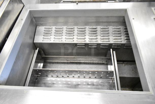 Continental SW60-24M Stainless Steel Commercial Prep Table w/ 4 Drawers on Commercial Casters. 115 Volts, 1 Phase. Tested and Powers On But Does Not Get Cold - Image 5 of 11