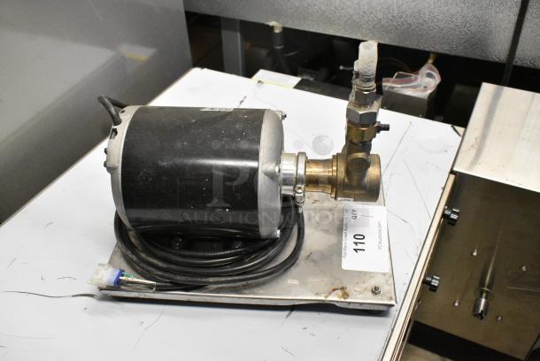 BRAND NEW SCRATCH AND DENT! US Motor S55JXRPA-8170 Motor. 115 Volts, 1 Phase. - Image 1 of 5