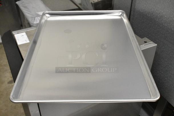 15 BRAND NEW SCRATCH AND DENT! 176BUNFL16US Baker's Lane USA Full Size 16 Gauge 18" x 26" Wire in Rim Aluminum Bun / Sheet Pan. 15 Times Your Bid! - Image 4 of 5