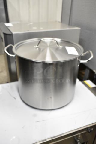 BRAND NEW SCRATCH AND DENT! Vigor 473SSPOT32 SS1 Series 32 Qt. Heavy-Duty Stainless Steel Aluminum-Clad Stock Pot with Cover