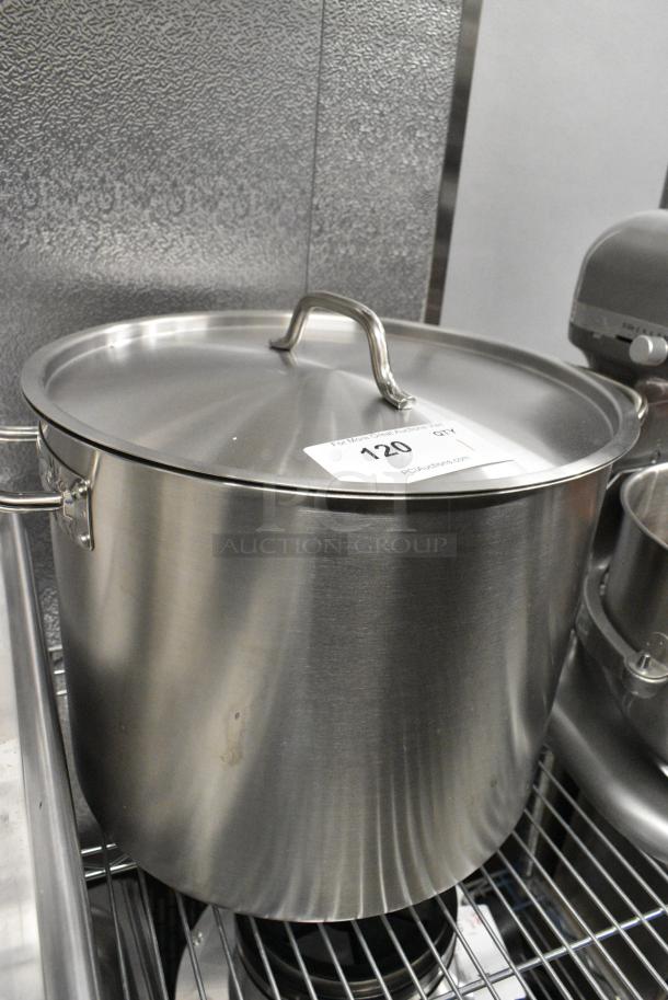 BRAND NEW SCRATCH AND DENT! Vigor 473SSPOT32 SS1 Series 32 Qt. Heavy-Duty Stainless Steel Aluminum-Clad Stock Pot with Cover - Image 2 of 6