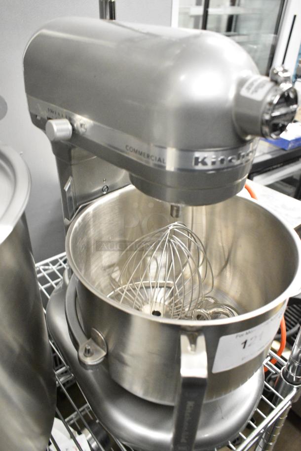 BRAND NEW SCRATCH AND DENT! KitchenAid KSM8990CU Contour Silver 8 Qt. Bowl Lift Countertop Mixer w/ Mixing Bowl, Whisk, Dough Hook and Paddle Attachments. 120 Volts, 1 Phase. Tested and Working! - Image 3 of 7