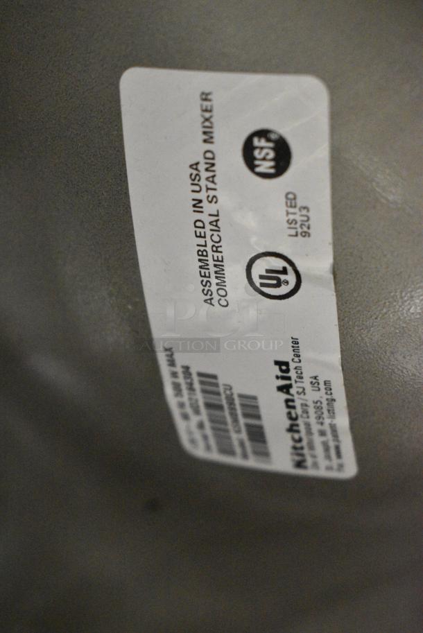 BRAND NEW SCRATCH AND DENT! KitchenAid KSM8990CU Contour Silver 8 Qt. Bowl Lift Countertop Mixer w/ Mixing Bowl, Whisk, Dough Hook and Paddle Attachments. 120 Volts, 1 Phase. Tested and Working! - Image 6 of 7