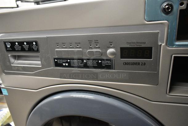 BRAND NEW SCRATCH AND DENT! Laundrylux WHLFP817MC2 Crossover 3.5 cu. ft. 27" Front Load Electric Commercial Washer - Free Use. 120 Volts, 1 Phase. - Image 3 of 7