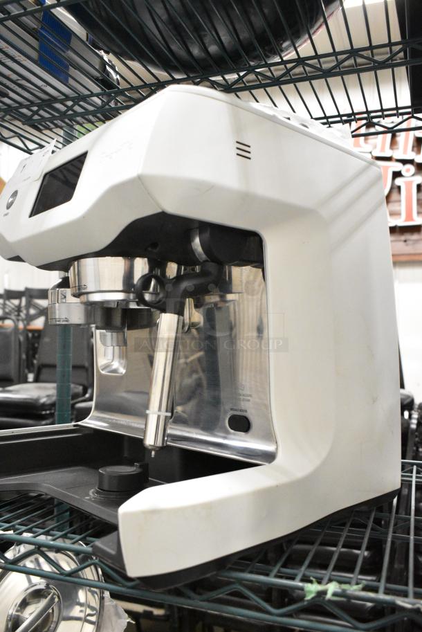 Breville BES990 SST /F The Oracle Metal Countertop Automatic Espresso Machine w/ Steam Wand. No Hopper. 120 Volts, 1 Phase. - Image 4 of 8
