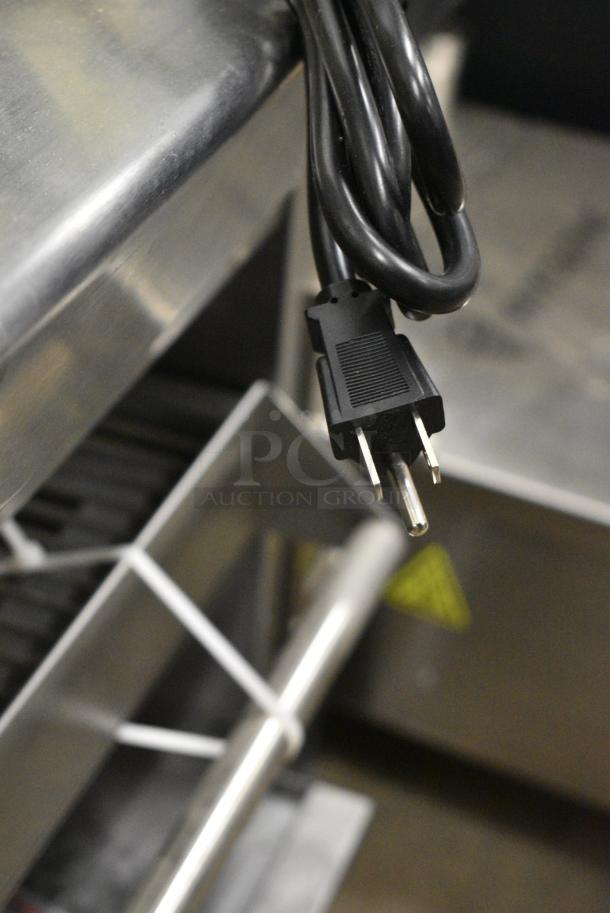 BRAND NEW SCRATCH AND DENT! Carnival King 382RWLL35DBL Stainless Steel Double 3.5 Qt. Warmer with Inset Pots, Lids, and Ladles. 120 Volts, 1 Phase. Tested and Working! - Image 7 of 8