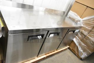 BRAND NEW SCRATCH AND DENT! 2023 Avantco 178AWT72RHC Stainless Steel Commercial 72" Worktop Refrigerator with 3 1/2" Backsplash. 115 Volts, 1 Phase. Tested and Working!