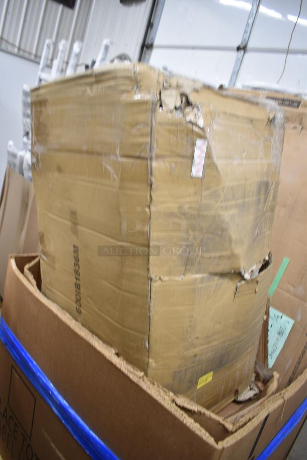 BRAND NEW SCRATCH AND DENT! Regency 600IB1836M 36" x 18" Stainless Steel Portable Ice Bin - Image 2 of 4