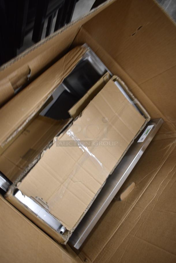 BRAND NEW SCRATCH AND DENT! Regency 600IB1824 18" x 24" Stainless Steel Underbar Ice Bin with Sliding Lid and Bottle Holders - 77 lb. - Image 1 of 5