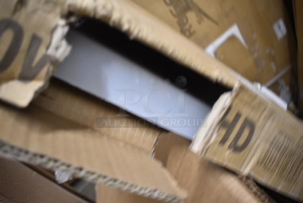 BRAND NEW SCRATCH AND DENT! Regency 600WS1872HD 16 Gauge Stainless Steel 18" x 72" Heavy-Duty Wall Shelf. May Be Missing Pieces. - Image 4 of 5