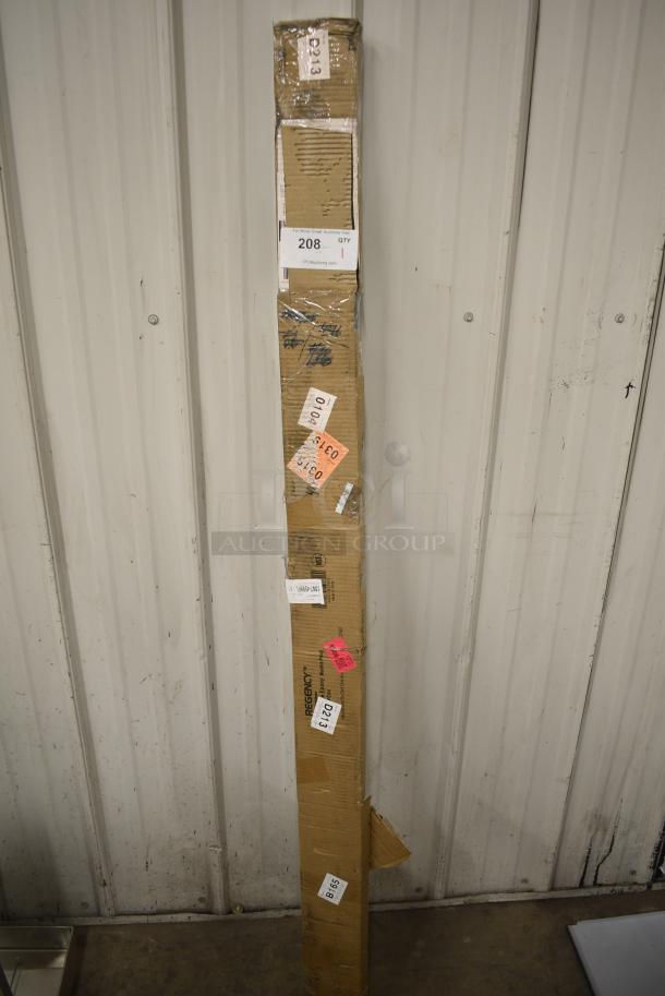 BRAND NEW SCRATCH AND DENT! Box of 4 Regency 460EGPC64 64" NSF Green Epoxy Mobile Shelving Post - Image 2 of 4