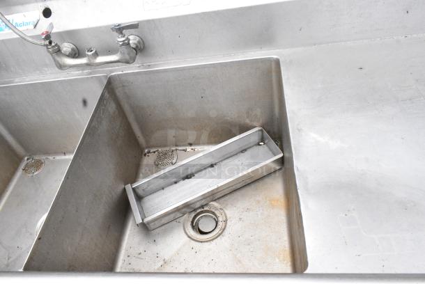 Stainless Steel 3 Bay Sink Dish Table w/ Dual Drain Boards, Faucet and 2 Handle Sets. No Legs. - Image 4 of 9
