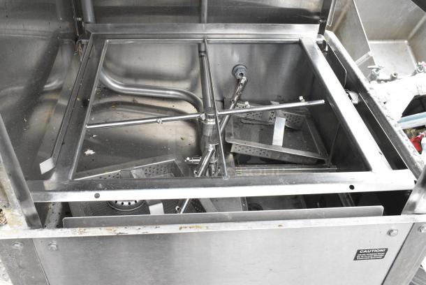 CMA HTCB Stainless Steel Commercial Corner Pass Through Dishwasher. 208-240 Volts, 3 Phase. - Image 4 of 6