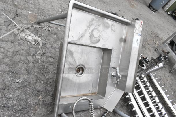 Eagle Stainless Steel Commercial Single Bay Dirty Side Left Side Dish Table. - Image 3 of 6
