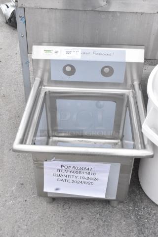BRAND NEW SCRATCH AND DENT! Regency 600S11818 Stainless Steel Single Bay Sink. No Legs.