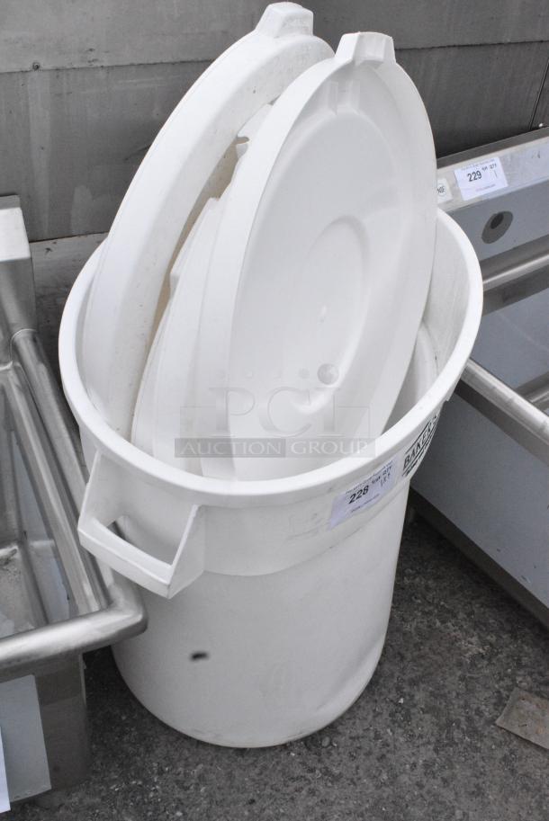 Bakers Mark White Poly Trash Can w/ 4 Lids. - Image 2 of 5