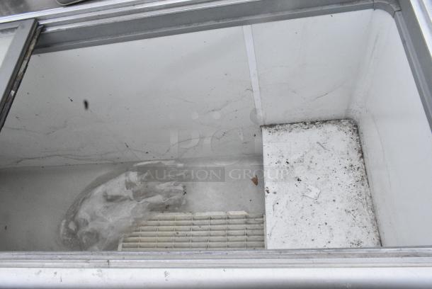 Mimet Metal Chest Freezer Merchandiser. 115 Volts, 1 Phase. - Image 4 of 7