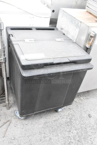 Carlisle Poly Portable Ice Bin on Commercial Casters.