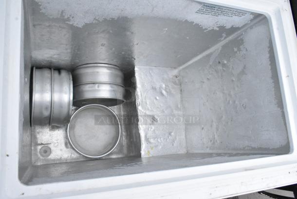 Insignia NS-CZ50WH6 Chest Freezer w/ Hinge Lid. 115 Volts, 1 Phase. - Image 3 of 5