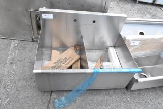 BRAND NEW SCRATCH AND DENT! Stainless Steel 2 Bay Sink.