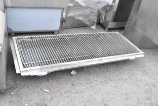 BRAND NEW SCRATCH AND DENT! Stainless Steel Floor Trough w/ Grate.
