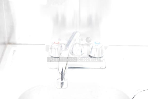 Stainless Steel Portable Single Bay Sink w/ Faucet and Handles on Commercial Casters. - Image 5 of 7