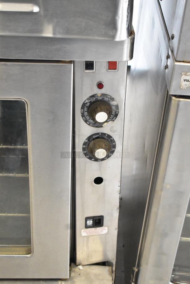 2 Blodgett Stainless Steel Commercial Natural Gas Powered Full Size Convection Oven w/ View Through Doors, Metal Oven Racks and Thermostatic Controls. 2 Times Your Bid! - Image 4 of 9