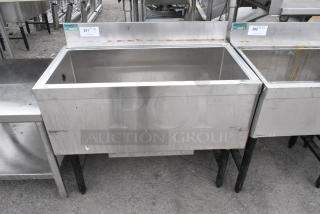 SupremeMetal Stainless Steel Commercial Ice Bin.