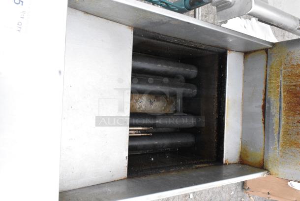 2021 Pitco Frialator SG14 Stainless Steel Commercial Floor Style Natural Gas Powered Deep Fat Fryer on Commercial Casters. 110,000 BTU. - Image 4 of 6