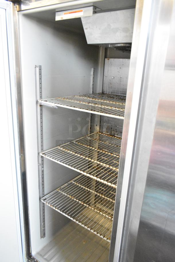 Hoshizaki CR2B-FS Stainless Steel Commercial 2 Door Reach In Cooler on Commercial Casters. 115 Volts, 1 Phase. Tested and Working! - Image 5 of 7