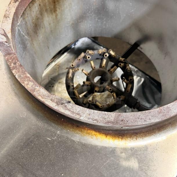 Excellent Condition Westar Restaurant Equipment Wok Range – Tested & Working! - Image 8 of 11