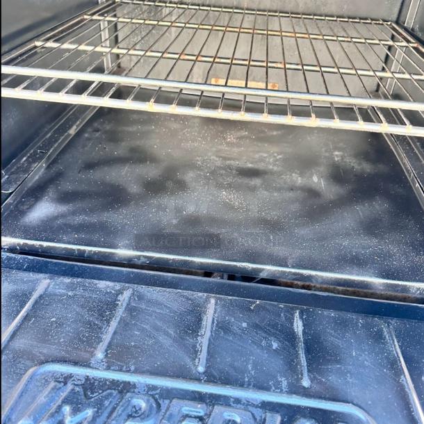 Excellent Condition Imperial 6-Burner Gas Range with Oven – Tested & Working! - Image 8 of 8