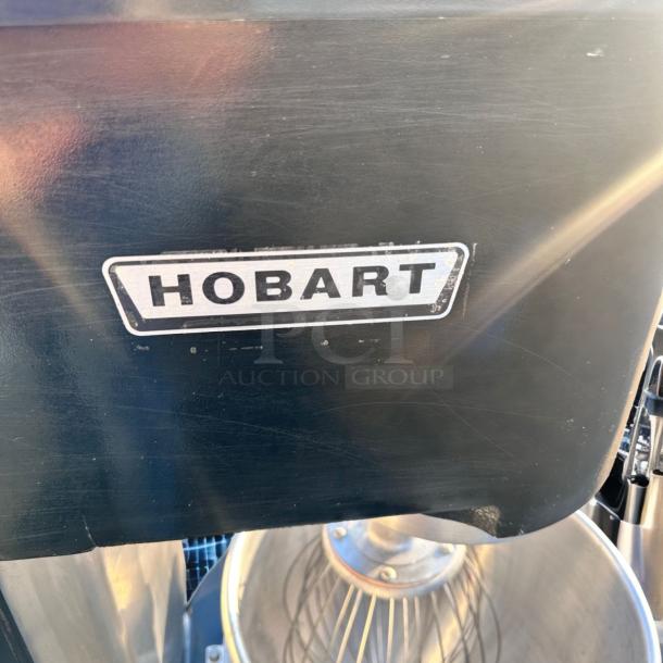 Excellent Hobart D-330 30 Qt Commercial Mixer – 208V – Tested & Working! - Image 7 of 8