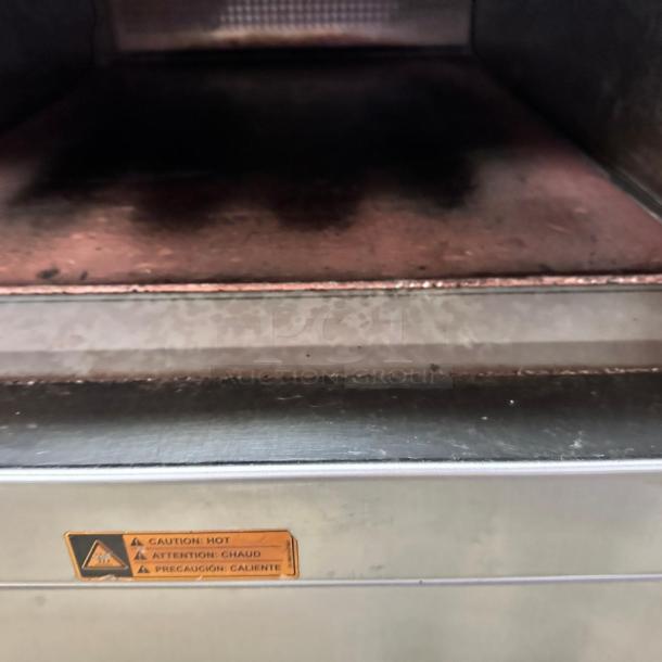 Excellent Condition Hobart Triple Deck Oven – 208-240V – Tested & Working! - Image 8 of 10